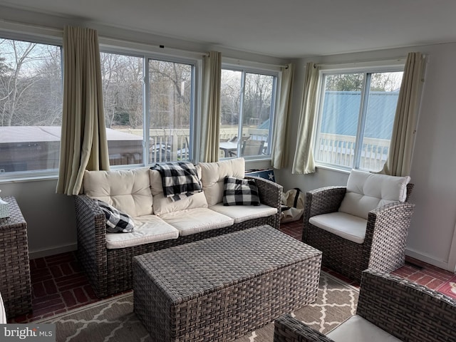 view of sunroom / solarium