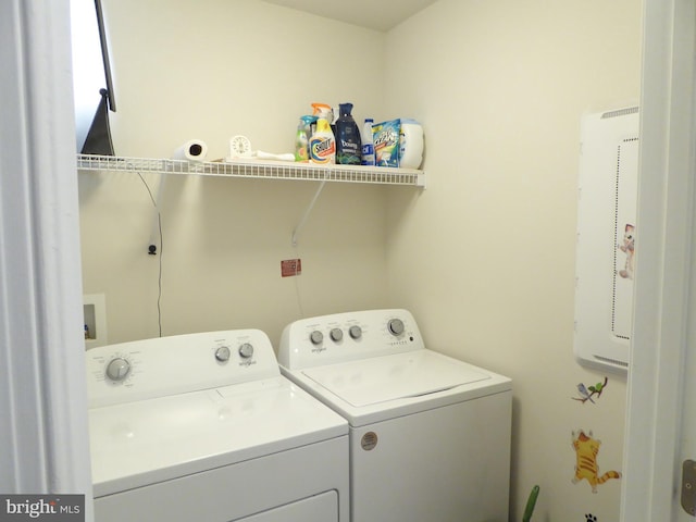 washroom with laundry area and washing machine and clothes dryer