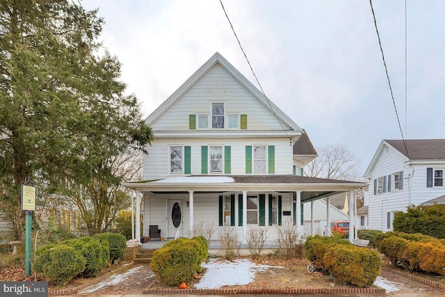 view of front of home with covered porch