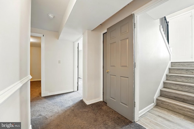 6254 Goulding Ct, Bealeton, VA 22712 - hallway featuring carpet floors, stairs, and baseboards
