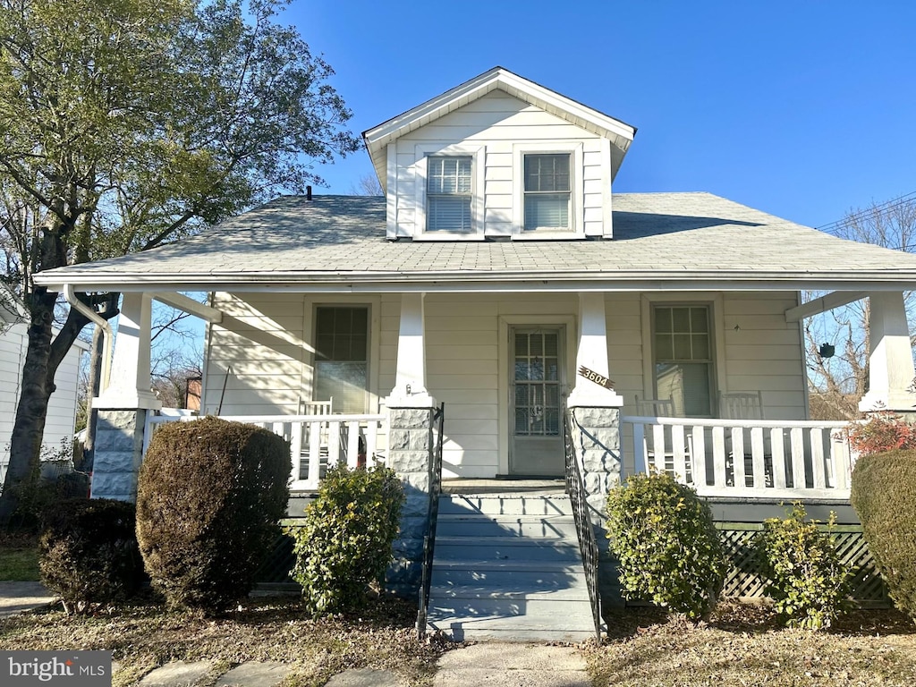 bungalow-style house with a porch