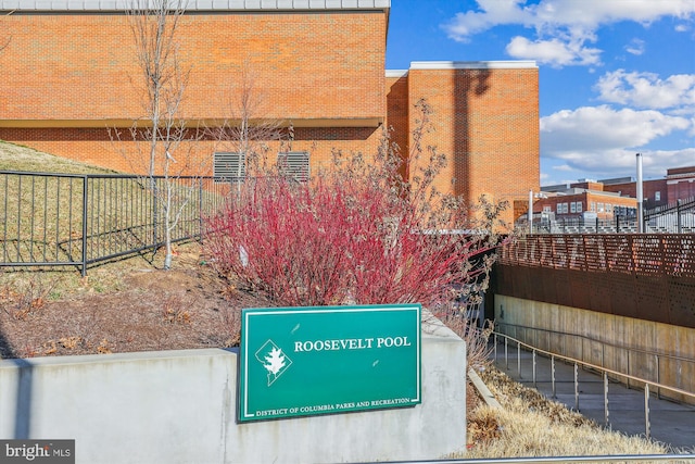 exterior space featuring fence