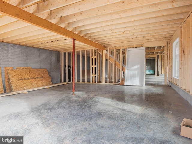 misc room featuring concrete flooring