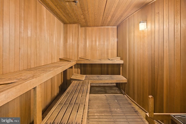 view of sauna / steam room