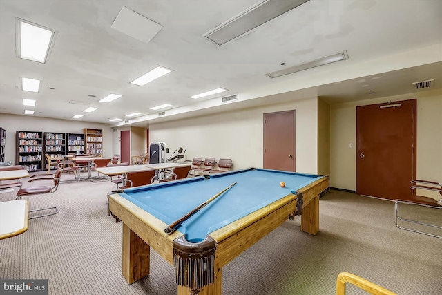 playroom featuring visible vents and light colored carpet