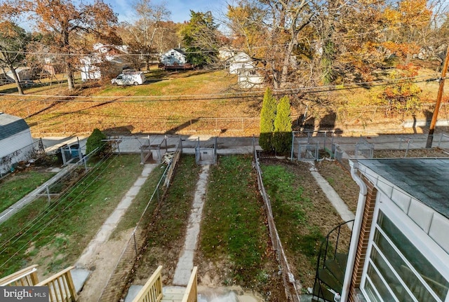 view of yard with a garden