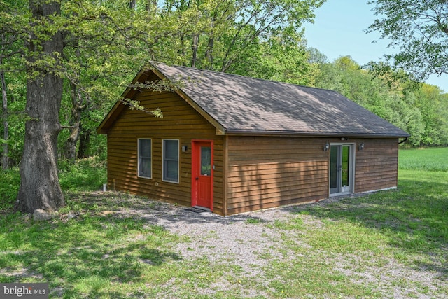 view of outbuilding