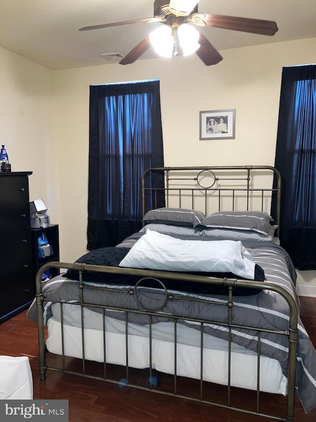 2516 S 6th St, Philadelphia, PA 19148 - bedroom featuring visible vents, a ceiling fan, and wood finished floors