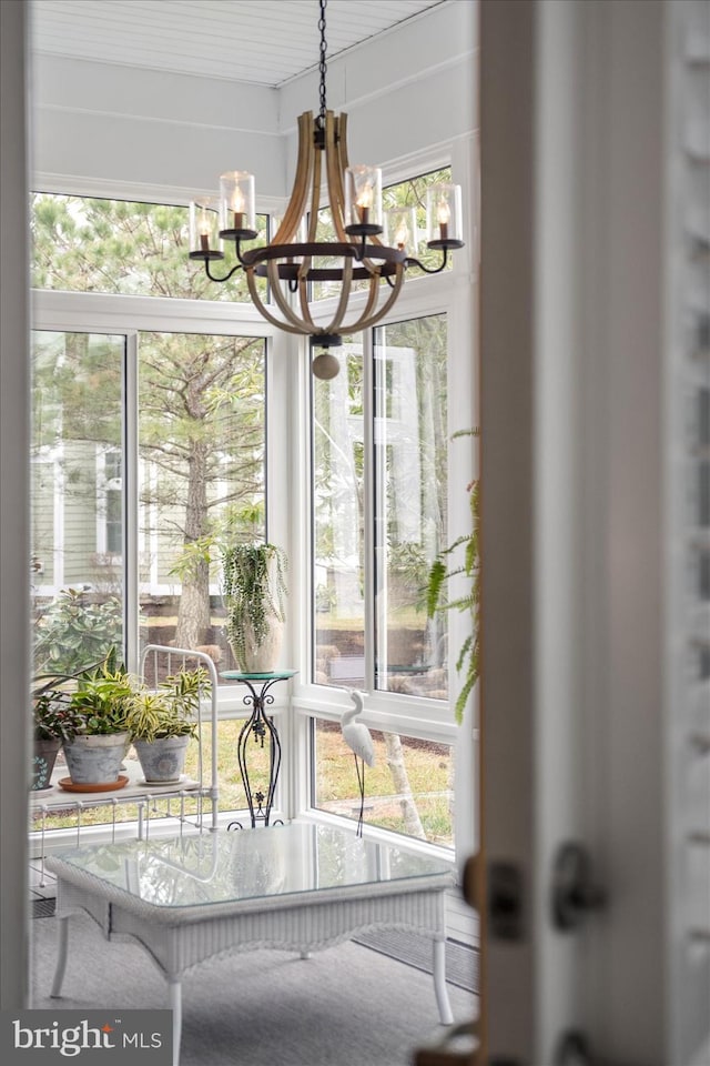 room details with a chandelier