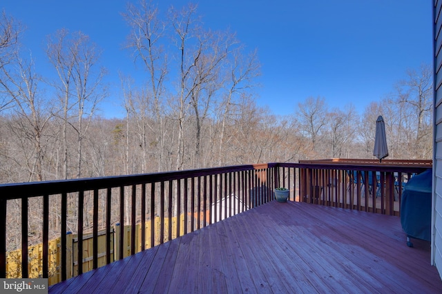 deck with grilling area