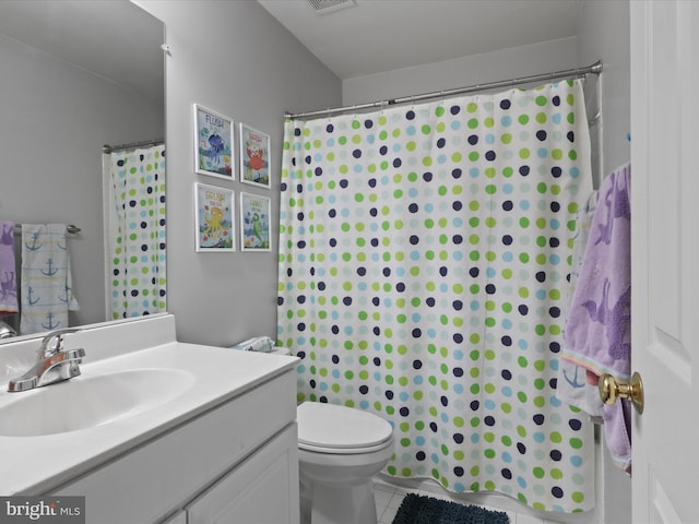 full bathroom with tile patterned flooring, toilet, a shower with shower curtain, visible vents, and vanity