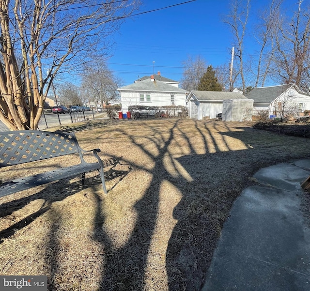 view of yard featuring fence