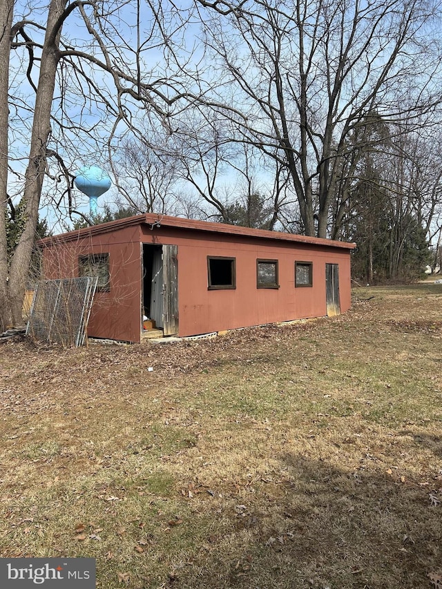 view of property exterior