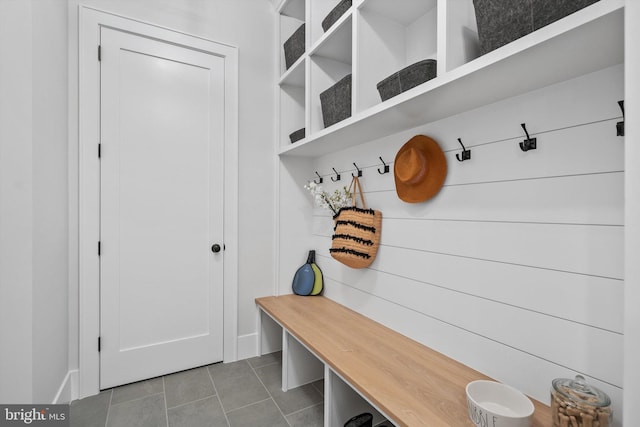 6807 29th St N, Arlington, VA 22213 - mudroom with tile patterned floors and baseboards