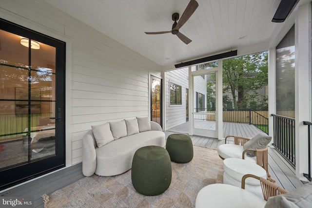 6807 29th St N, Arlington, VA 22213 - sunroom featuring a ceiling fan