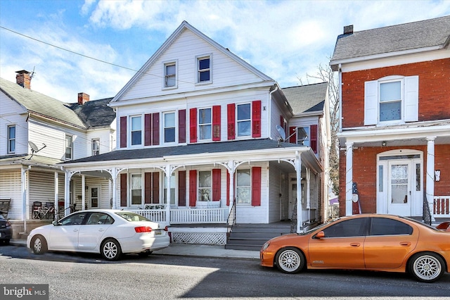 view of front of house featuring covered porch