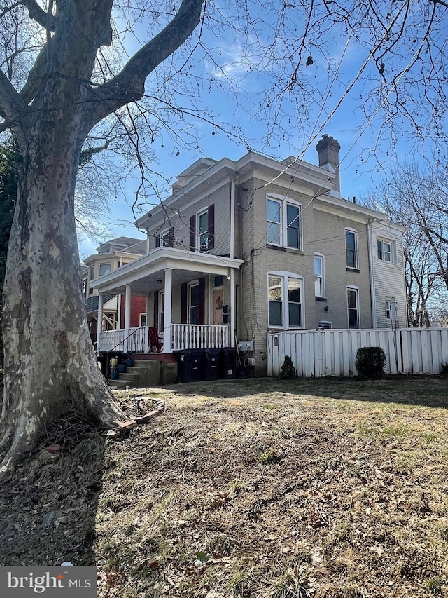 Listing photo 2 for 424 W 21st St, Wilmington DE 19802