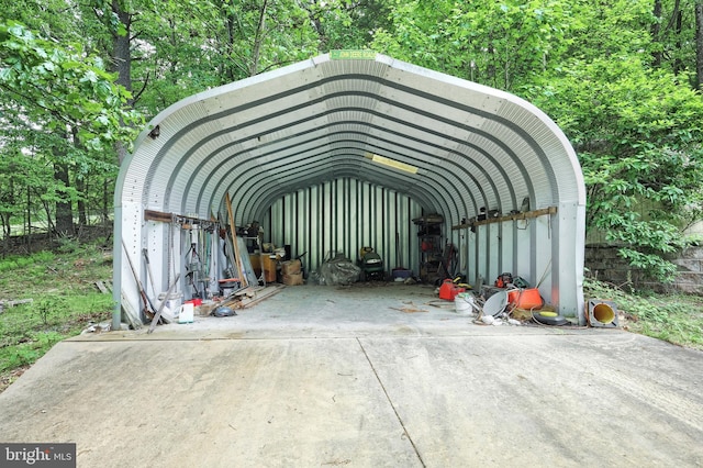 60 Fernwood Ln, Fairfield, PA 17320 - view of outbuilding featuring concrete driveway and a carport