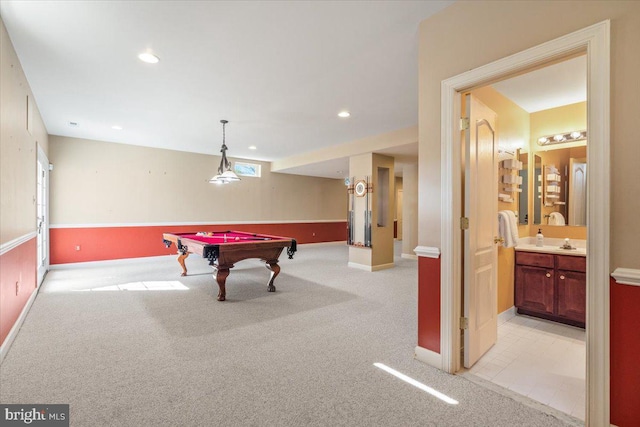 playroom with light carpet, billiards, a sink, and recessed lighting