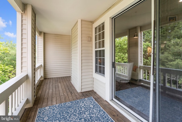 7014 Ellingham Cir Unit F, Alexandria, VA 22315 - view of balcony