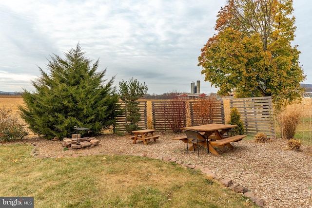 view of yard featuring fence