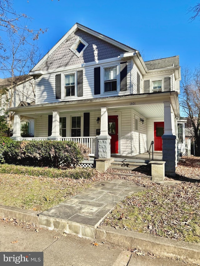 view of front facade featuring covered porch