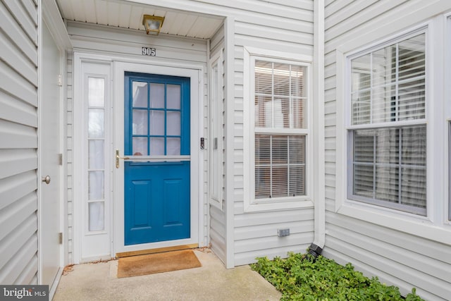 view of entrance to property