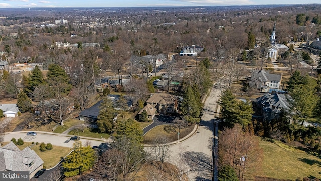 bird's eye view with a view of trees