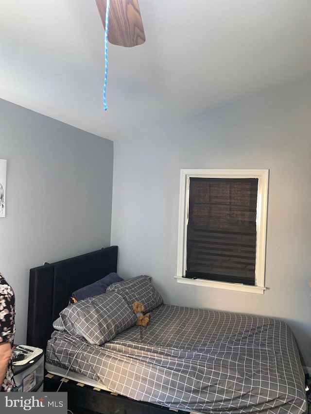 bedroom with a ceiling fan