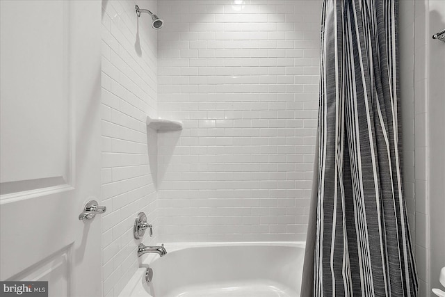 full bath featuring shower / bath combo