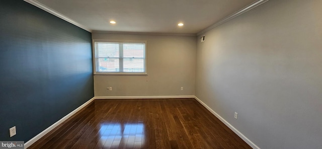 unfurnished room with crown molding, recessed lighting, dark wood finished floors, and baseboards