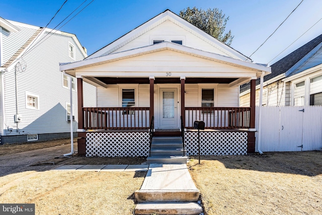 view of front of property featuring a porch