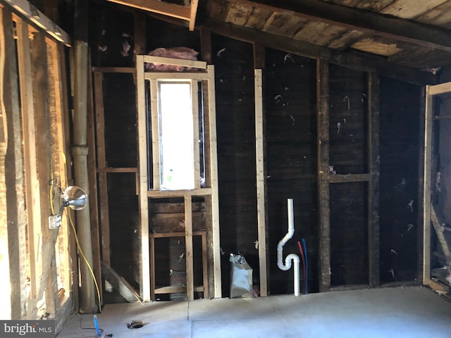 1435 E Oxford St, Philadelphia, PA 19125 - misc room with lofted ceiling
