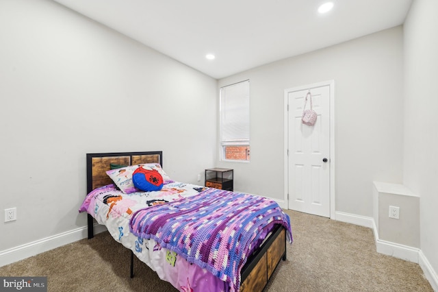 bedroom featuring carpet flooring, recessed lighting, and baseboards