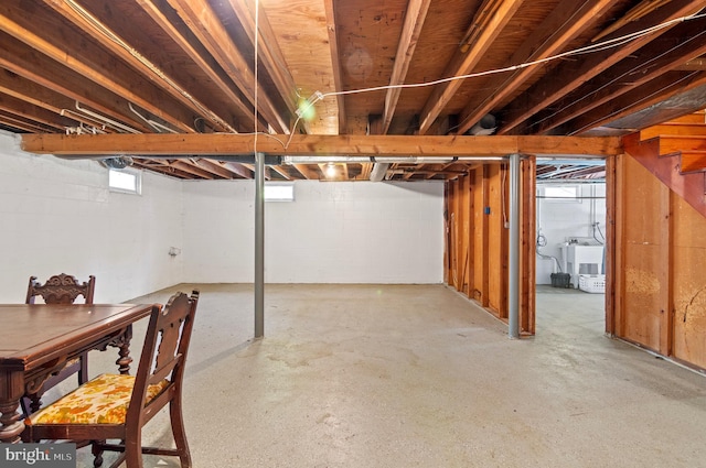 basement featuring washer / dryer