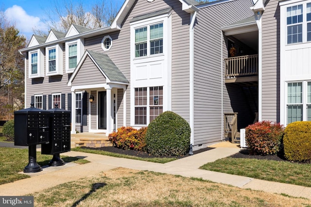 view of front facade with crawl space