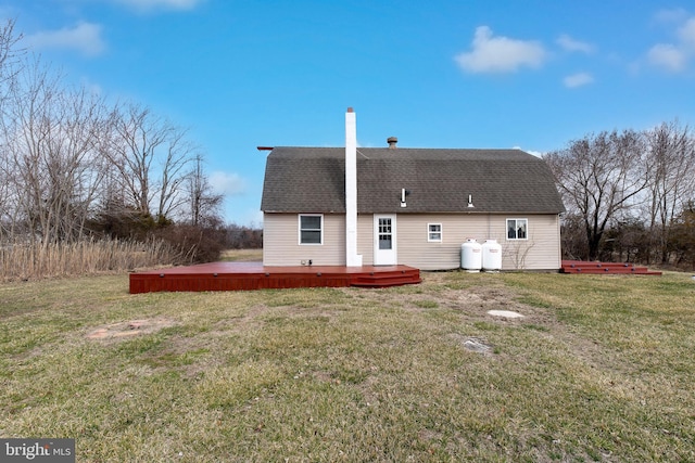 117 Quaker Neck Rd, Salem, NJ 08079 - rear view of house with a yard, a gambrel roof, a wooden deck, and roof with shingles