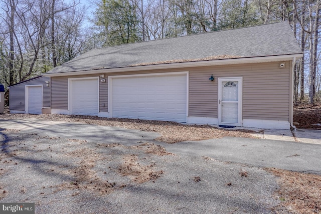 view of detached garage