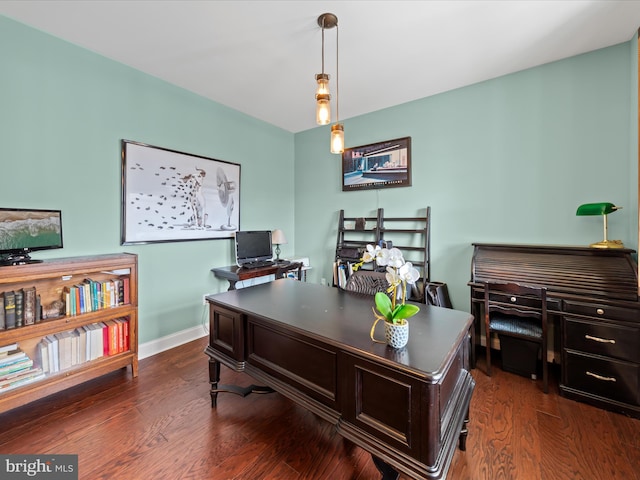 office featuring dark wood-style floors and baseboards