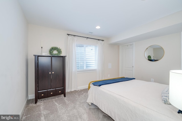 bedroom with carpet, baseboards, and recessed lighting