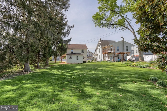 659 E Maple St, Annville, PA 17003 - view of yard