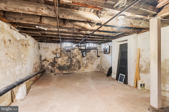 view of unfinished basement