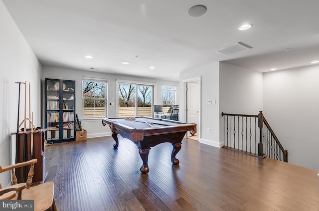 rec room featuring visible vents, billiards, baseboards, and wood finished floors