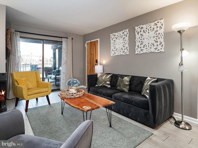 living area with baseboards