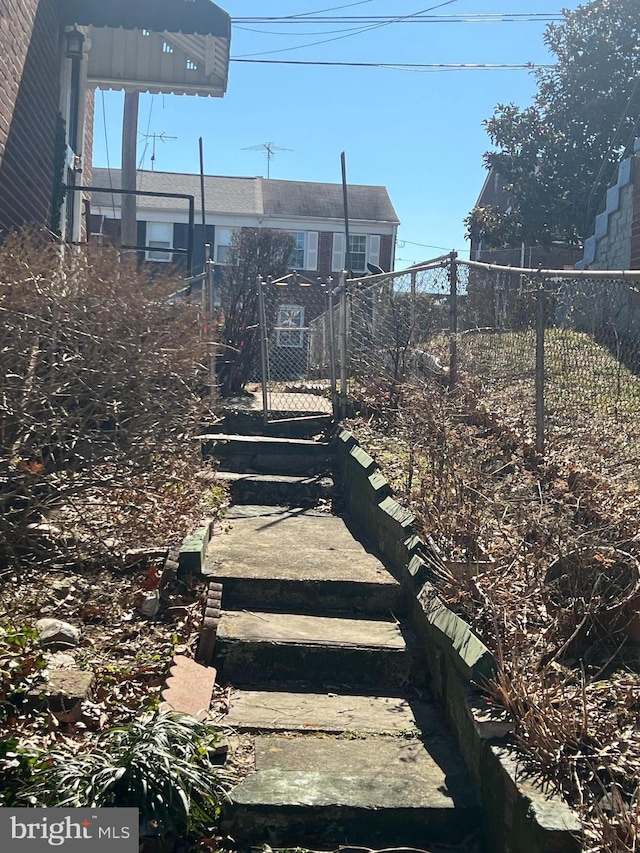 view of yard featuring fence