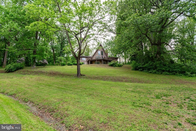 15431 Machodoc Dr, King George, VA 22485 - view of grassy yard featuring a wooden deck