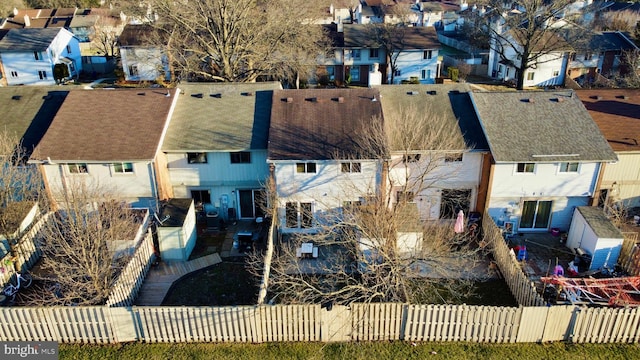 drone / aerial view featuring a residential view