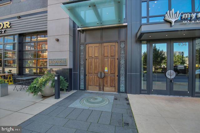 property entrance with french doors