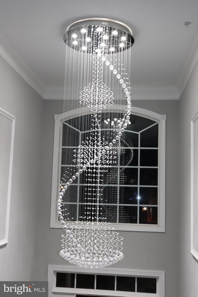 210 Potomac Ridge Dr, Fort Washington, MD 20744 - details featuring a chandelier and ornamental molding
