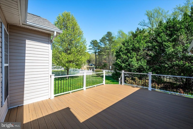 deck with fence
